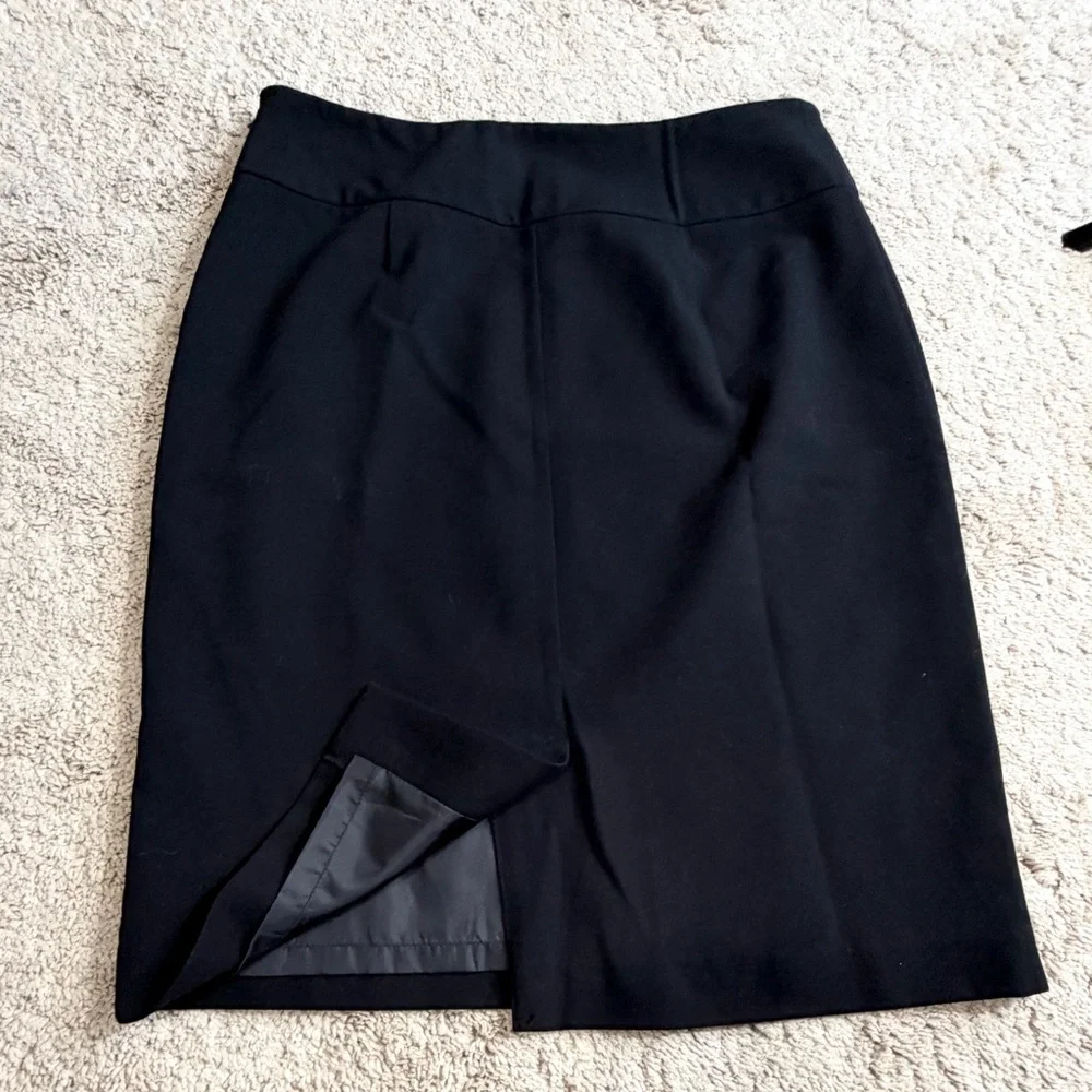 Womens Black Skirt size 6 Pencil straight Solid Lined Career Work Business Rayon